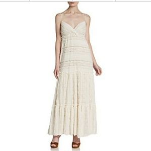 Willow&Clay NWT cream lace long dress szS